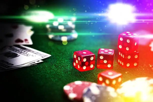 Giao diện chính của v9bet link trên điện thoại với các danh mục thể thao và casino trực tuyến rõ ràng